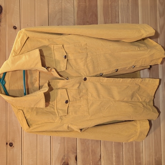 Light corduroy shirt - Picture 8 of 12